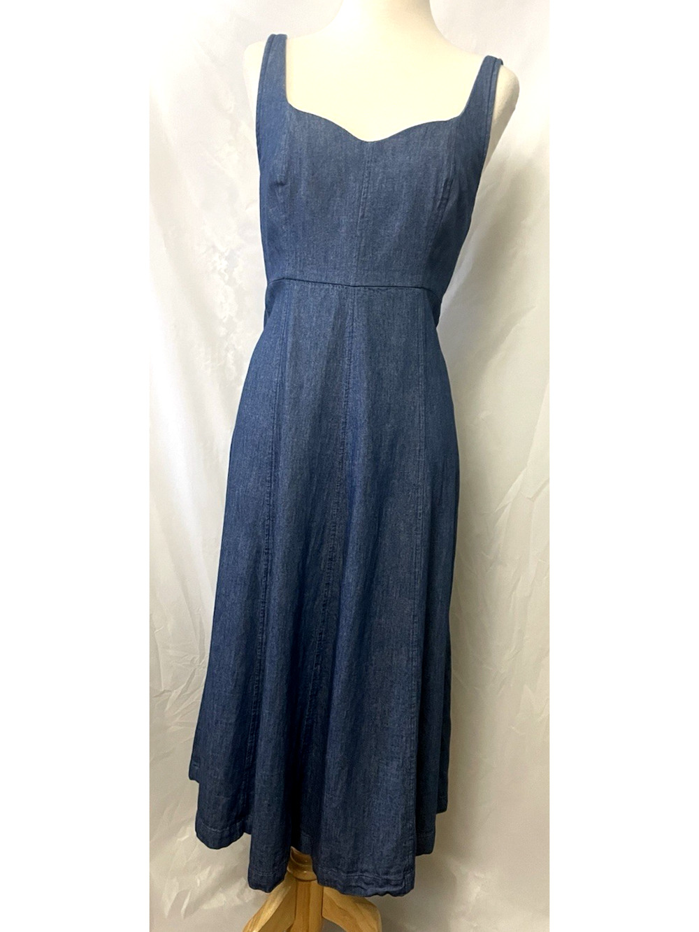 Old Navy Waist Defined Blue Eyelet Dress Size M Bebydoll Boho Preppy
